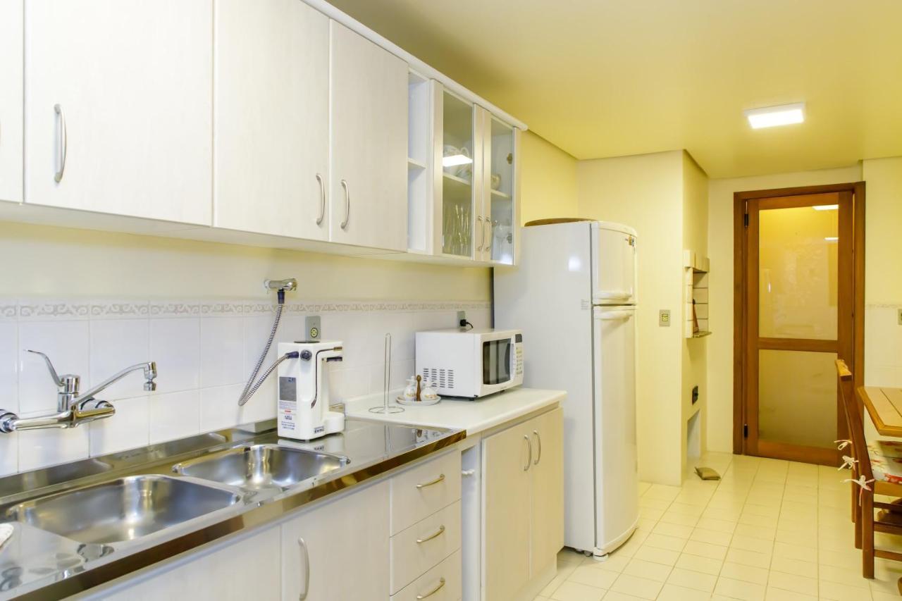 Apartamento Amplo E Aconchegante Na Av Das Hortencias No Centro De Gramado Exterior photo